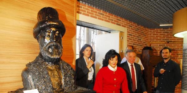 Türkiye'nin ilk kağıt müzesi Yalova'da açıldı