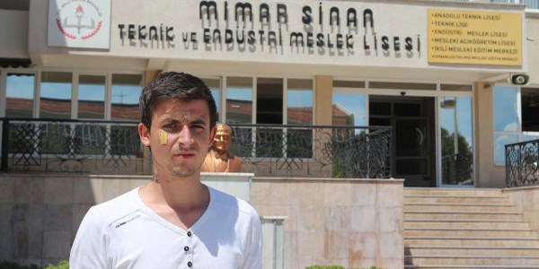 Öğretmene, cetvelle yaralama soruşturması