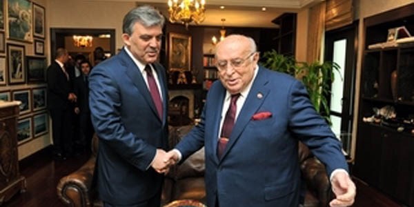 Gül'den Demirel'e taziye ziyareti