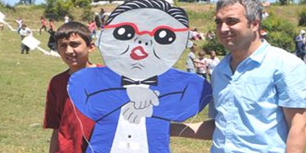 Gökyüzü rengarenk oldu