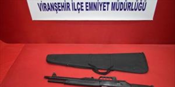 Viranşehir'de tabanca ve tüfek ele geçirildi