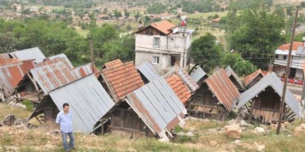 200 yıllık ahşap tahıl ambarları halen kullanılıyor