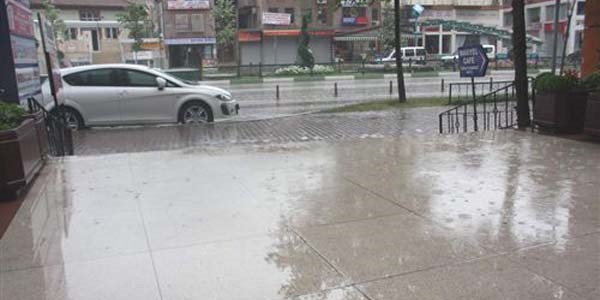Bursa'da yağmur