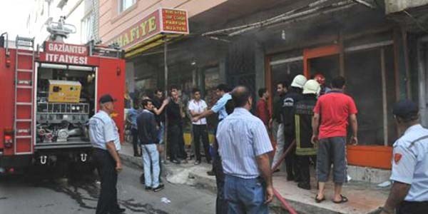 Kuaförde yangın çıktı, 4 kanarya telef oldu