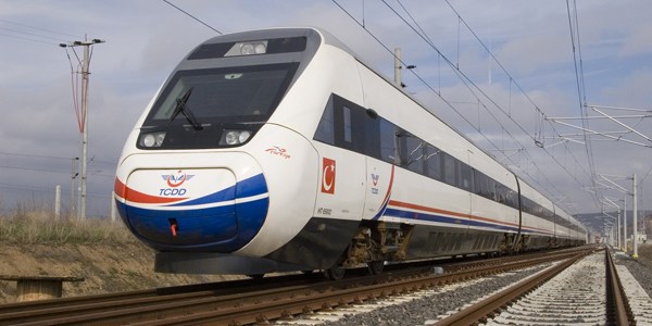 Hızlı tren ve otoyol küresel marka yapacak