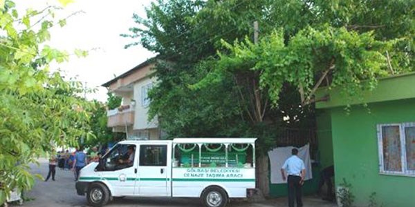 Cemevinin çatısından düşen Alevi Dedesi öldü