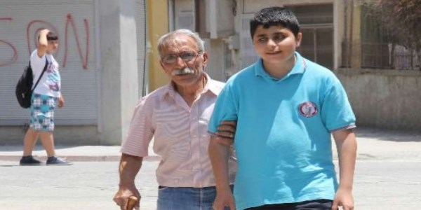 Görme engelli öğrenci öyle bir şey yaptı ki...
