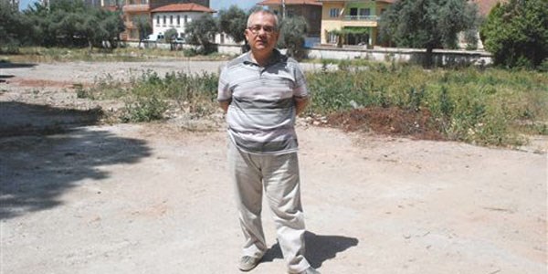 Torbalı'da, yıkılan Gazi İlköğretim Okulu'nun arsası tartışma konusu