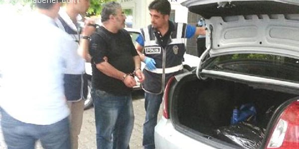 Kiralık araçla sahte para bozdurma turuna çıkmışlar