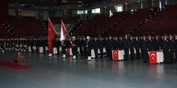 PMYO'lardan mezun olan öğrencilere diplomaları verildi