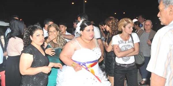 Düğün konvoyunda zincirleme kaza: 8 yaralı