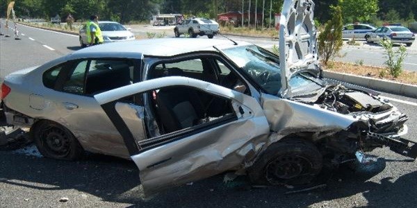 Marmaris'te trafik kazası 5 kişi yaralandı