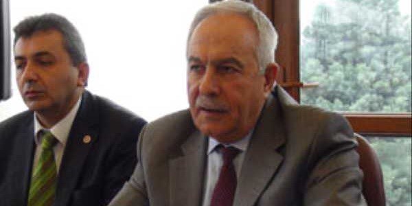 Eski Bakan Başesgioğlu hastaneye kaldırıldı