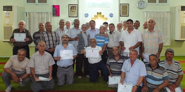 Tarsus'ta camilerde akşam dersleri