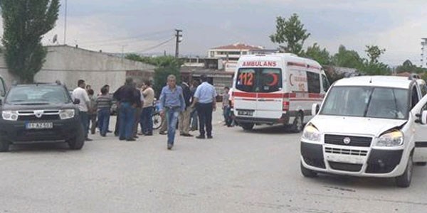 Bozüyük'te trafik kazası, 2 yaralı