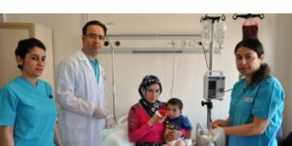 1.5 Yaşındaki Ahmet'e ambulans helikopter desteği