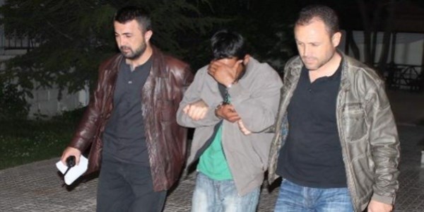 48 bin liralık altın çalan hırsızlar yakalandı