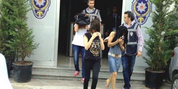 İzmit'te fuhuş operasyonu