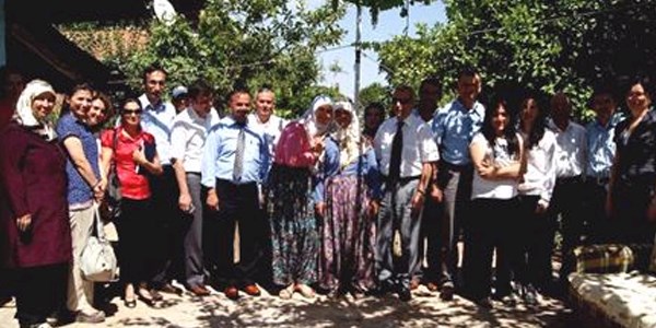 Aydın yaşlı çınarlarını yalnız bırakmıyor