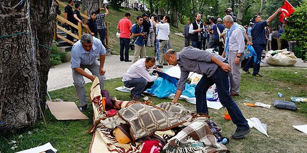 Kuğulu Park'taki çadırlar kaldırıldı