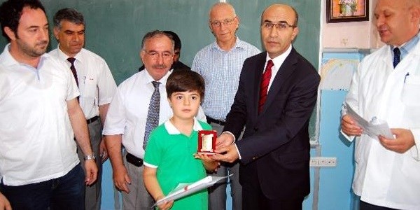 Adıyaman'da 155 bin öğrenci karnelerini aldı