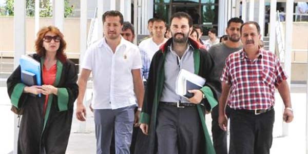 Türk Bayrağı açma davası başladı