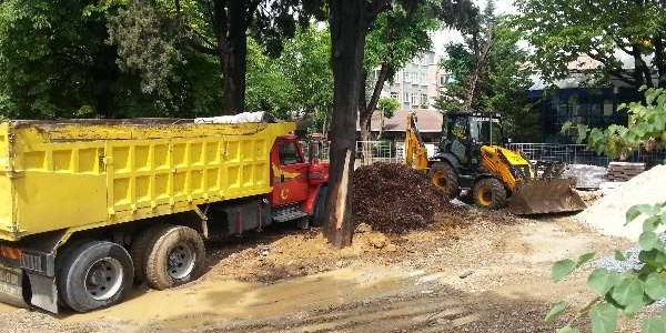 Taksim'de eylem yapanlar Bakırköy Belediyesi'nin yaptıklarını görmedi