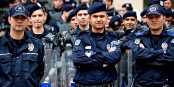 Askerler ve polislere sendika hakkı geliyor