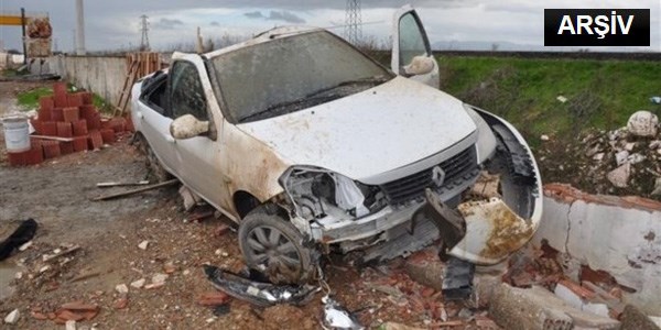 Van'da 2 araç şarampole uçtu: 6'sı ağır 31 yaralı