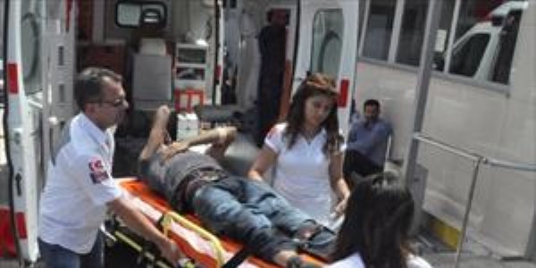 Sütlüce'de trafik kazası: 5 yaralı
