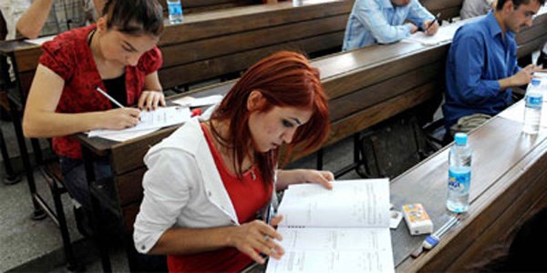 Nüfus cüzdanını kaybeden 73 öğrencinin LYS'ye girmesi sağlandı