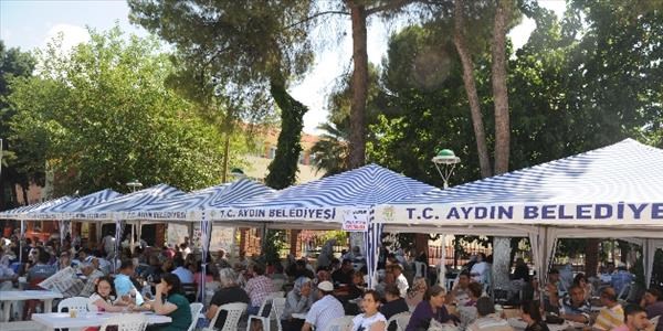 Aydın Belediyesi'nden velilere örnek hizmet