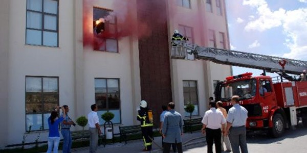 İşyerleri acil durumlar için tatbikat yapacak