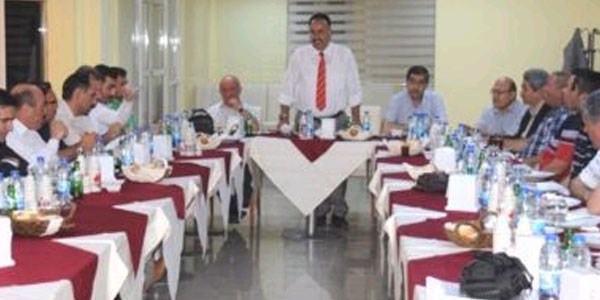 Iğdır Üniversitesi Rektör Yardımcısı Akyüz emekli oldu