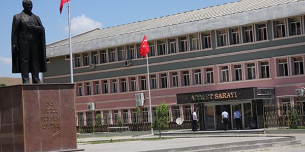 Muş'ta 9 kişinin yakılması olayı ilgili dava açıldı