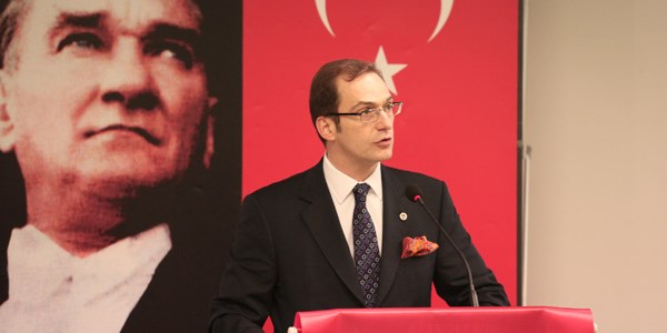 TEV bursu 82 öğrenciyi yurt dışına gönderecek