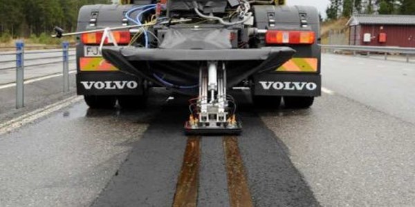 Bu aracı yollar şarj edecek!