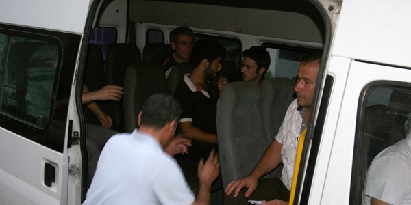 Adana'da SDP üyesi 12 kişi gözaltına alındı