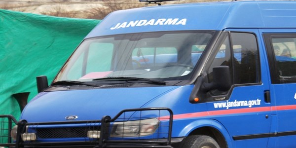 Jandarma zel harekat timinin, hamile kadn operasyonu