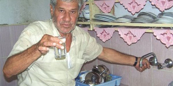 Bu ilçede içme suyuna mazot karıştı