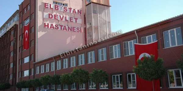 Sağlık memuru tartıştığı eşinin burnunu kesti