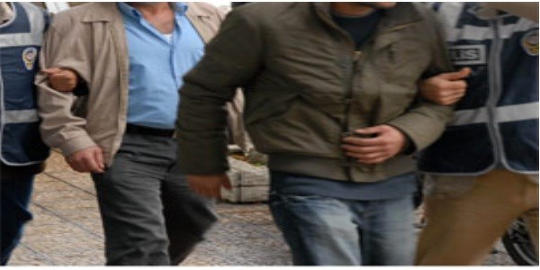 KCK operasyonunda 8 öğrenci tutuklandı
