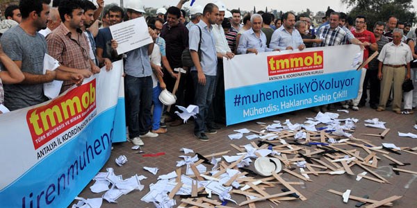 Teknik öğretmenlere mühendislik yoluna karşı eylem
