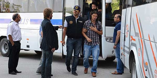 Ankara'da 13 Gezi tutuklaması