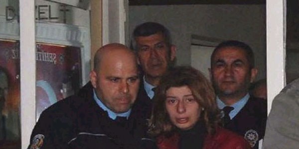 Birlikte yaşadığı adamı öldüren kadına müebbet hapis istendi