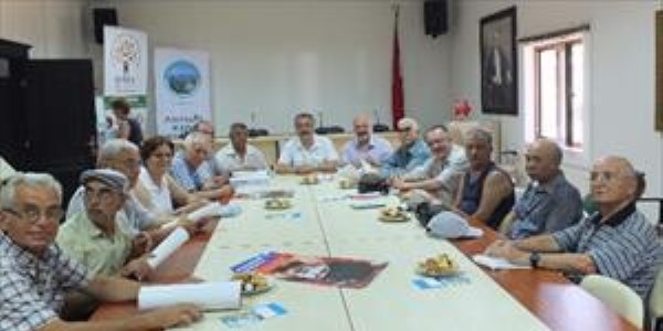 Emekliler vergi ayrıcalığı istiyor