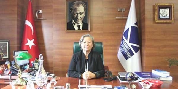 İstanbul Aydın Üniversitesi özür diledi