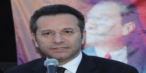 Vali Aksoy: Dalgalı ve akıntılı havalarda denize girmeyin