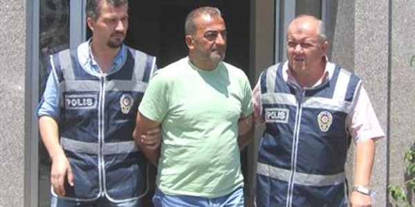 Babanın yalanını, oğlu ortaya çıkardı