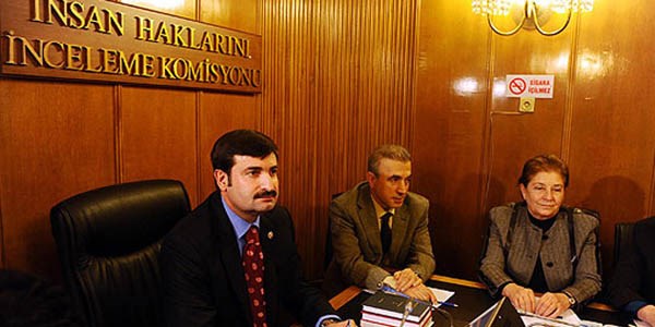 İnsan hakları komisyonu Meclis tatildeyken de çalışacak
